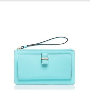 NWT Kate Spade Cedar Street Karolina Wristlet